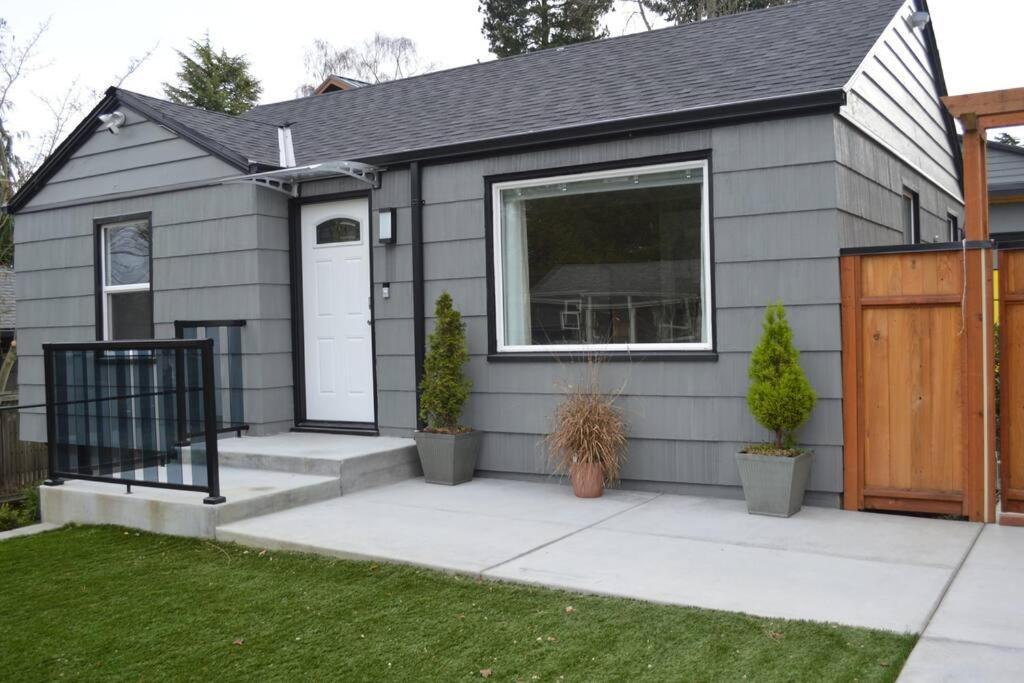Cozy Crown Hill Carkeek Cottage W/3 Beds, Full Kitchen & Backyard In North Сиэтл Экстерьер фото